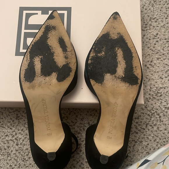 Ivanka Trump size 5 black suede heels Brita style D’orsay - Picture 3 of 4